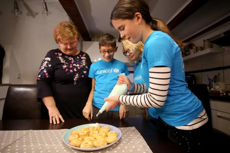 Ministrica Murganić glumila udomljenu djevojčicu