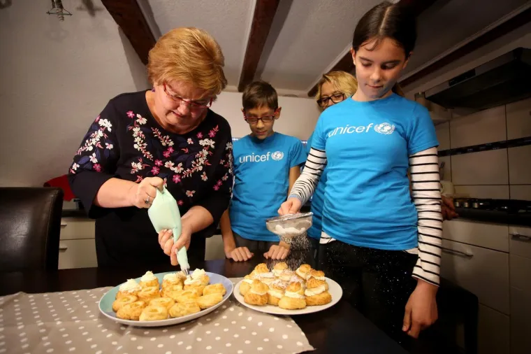 Ministrica Murganić glumila udomljenu djevojčicu