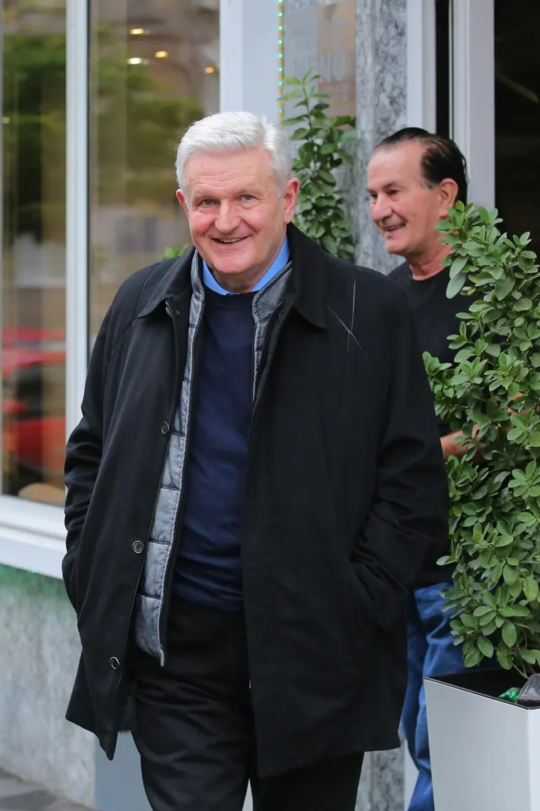 Todorić kod frizera