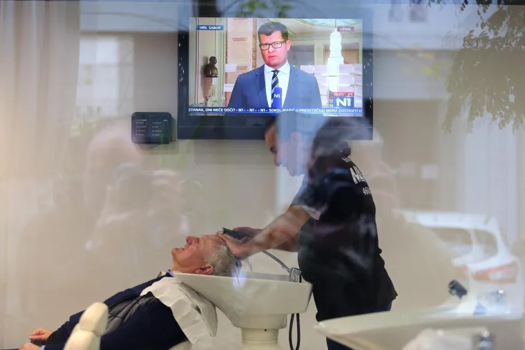 NAKON PRITVORA, ODMAH &Scaron;I&Scaron;ANJE: Todorić ni tamo nije mogao pobjeći od vijesti