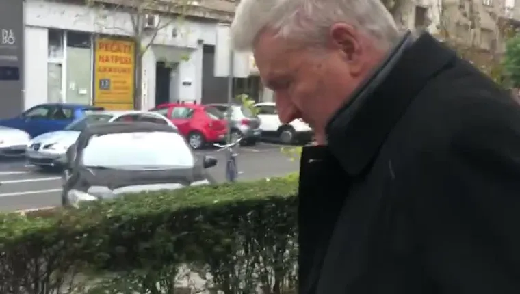 Ivica Todorić brzo se vratio starim navikama: Nahranio je golubove pa posjetio frizera