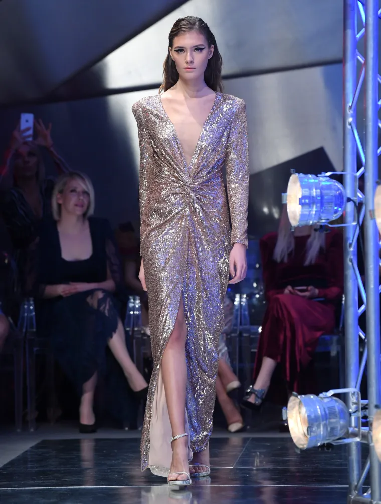 Alex Dojčinović priredila modni spektakl u Kockici: pogledajte kako vidi nadolazeće proljeće