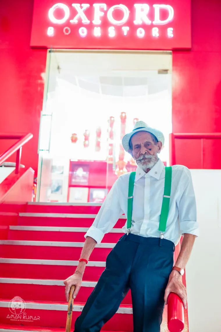 98-GODI&Scaron;NJI DJED NE MARI ZA GODINE: Zahvaljujući unuku odu&scaron;evio mladenačkim stilom