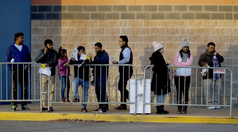 Mi smo 'kamilica' za Crni petak u Americi: Spavalo se ispred dućana, pucalo...