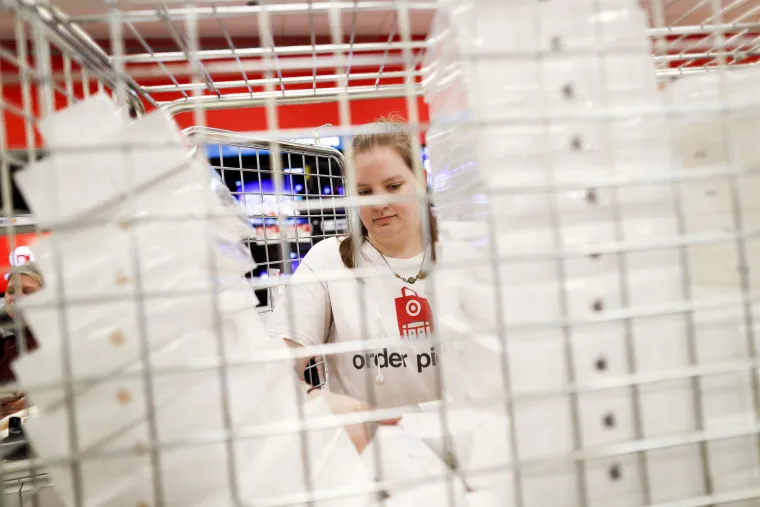 Mi smo 'kamilica' za Crni petak u Americi: Spavalo se ispred dućana, pucalo...