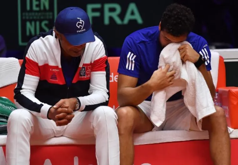 FRANCUZI U OČAJU: Tsonga skrivao lice, ovo govori vi&scaron;e od tisuću riječi