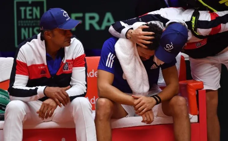 FRANCUZI U OČAJU: Tsonga skrivao lice, ovo govori vi&scaron;e od tisuću riječi