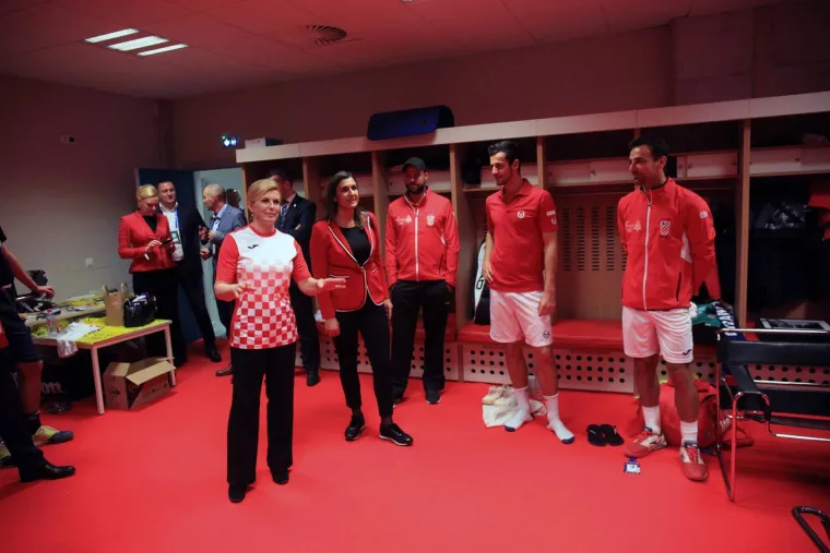 PREDSJEDNICA DO&Scaron;LA U SVLAČIONICU UTJE&Scaron;ITI PAVIĆA I DODIGA: Pogledajte kako je izgledao susret