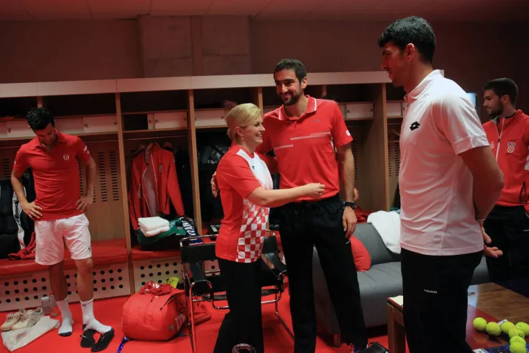 PREDSJEDNICA DO&Scaron;LA U SVLAČIONICU UTJE&Scaron;ITI PAVIĆA I DODIGA: Pogledajte kako je izgledao susret