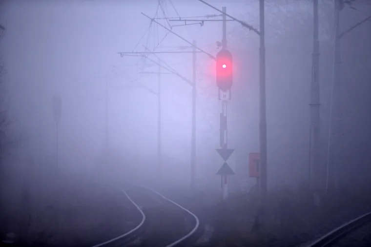 ZAGREB JE JUTROS IZGLEDAO KAO SET ZA HOROR FILM: Magla stvorila jezive, a opet prekrasne fotografije
