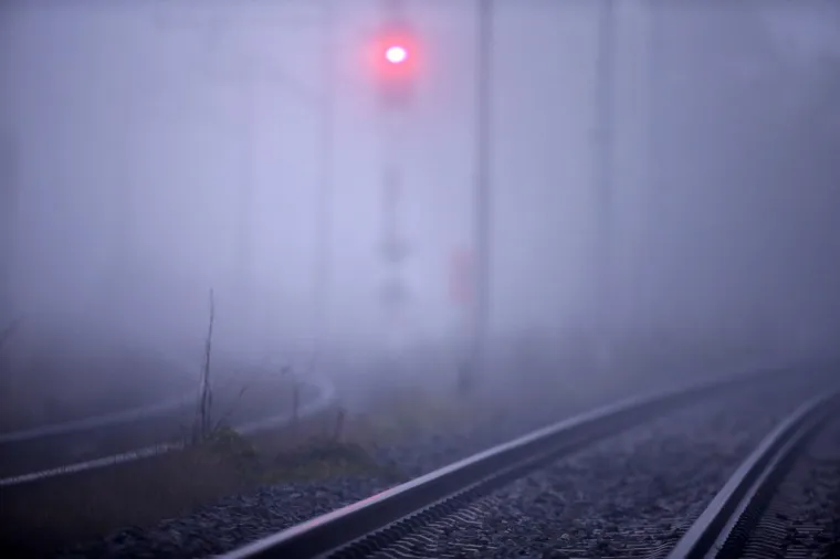 ZAGREB JE JUTROS IZGLEDAO KAO SET ZA HOROR FILM: Magla stvorila jezive, a opet prekrasne fotografije