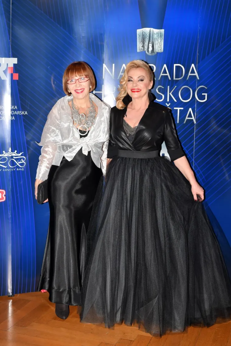 NITKO NIJE OSTAO IMUN NA ČARI ZRINKE CVITE&Scaron;IĆ: Lijepa glumica do&scaron;la u prozirnoj haljini i svima oduzela dah