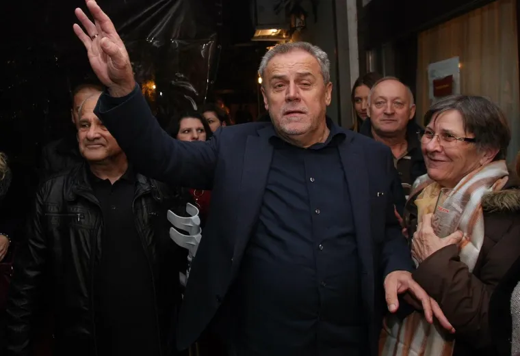 Ne pazi na svoj slomljeni gležanj: Za rođendan bez &scaron;taka, a danas opet s njima pod rukom