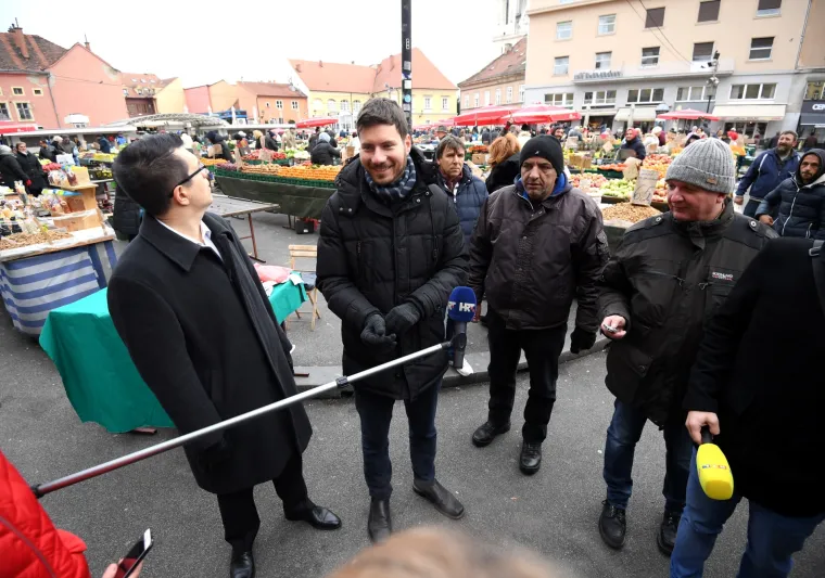 FOTO Pernar otkrio za&scaron;to je jedini dobio sat: 'Kad je čuo moj odgovor, odmah ga je bacio na stol!'