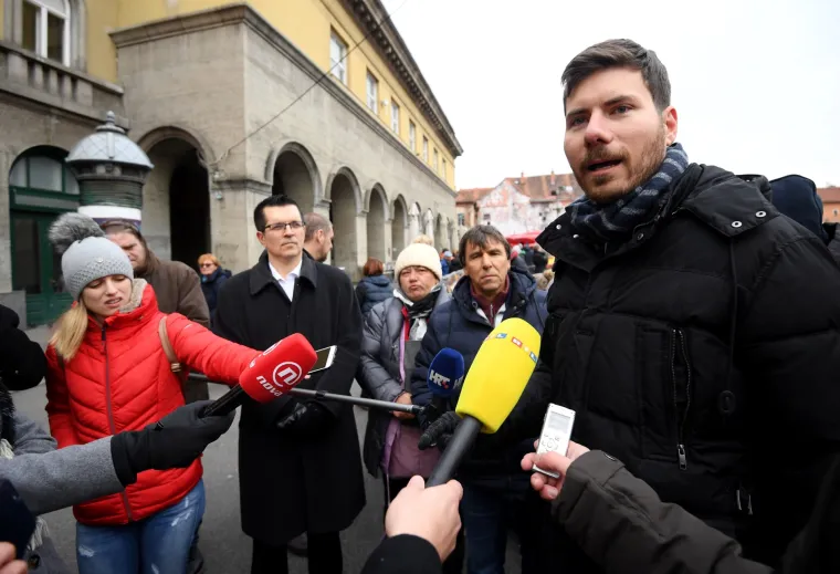 FOTO Pernar otkrio za&scaron;to je jedini dobio sat: 'Kad je čuo moj odgovor, odmah ga je bacio na stol!'