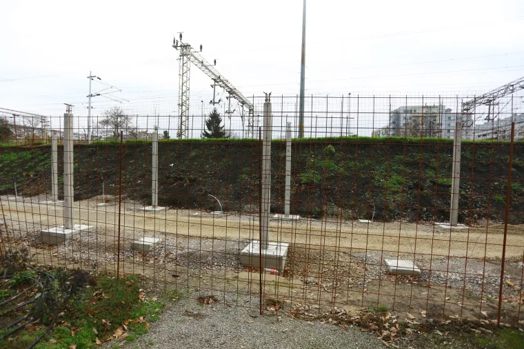 Krenuli su pripremni radovi na uređenju sjenate &scaron;etnice na južnom dijelu Botaničkog vrta.