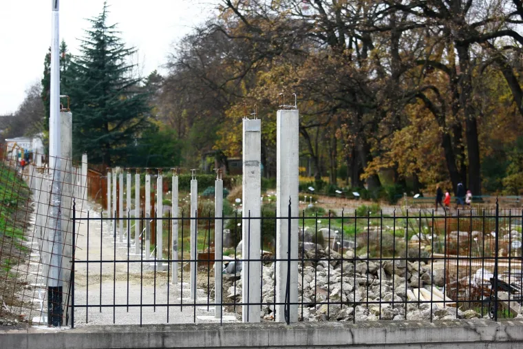Krenuli su pripremni radovi na uređenju sjenate &scaron;etnice na južnom dijelu Botaničkog vrta.