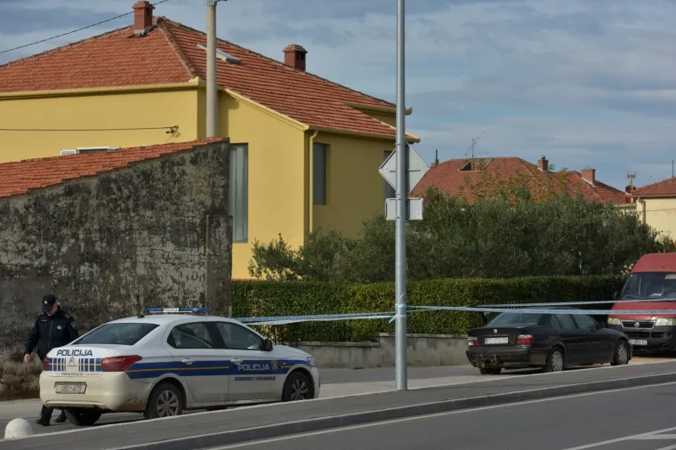 DRAMA U ZADRU: Poku&scaron;ao pregaziti policajca pa nakon lude potjere uspio pobjeći