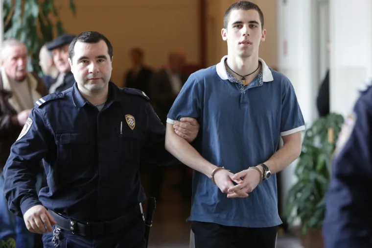 Sva lica 'psiha iz Dramlja': Svoje žrtve je be&scaron;ćutno izbo nožem