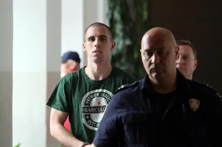 Sva lica 'psiha iz Dramlja': Svoje žrtve je be&scaron;ćutno izbo nožem