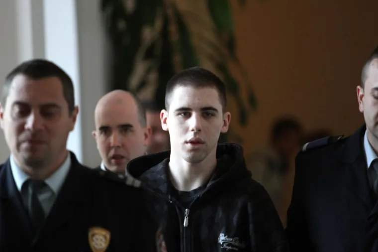 Sva lica 'psiha iz Dramlja': Svoje žrtve je be&scaron;ćutno izbo nožem