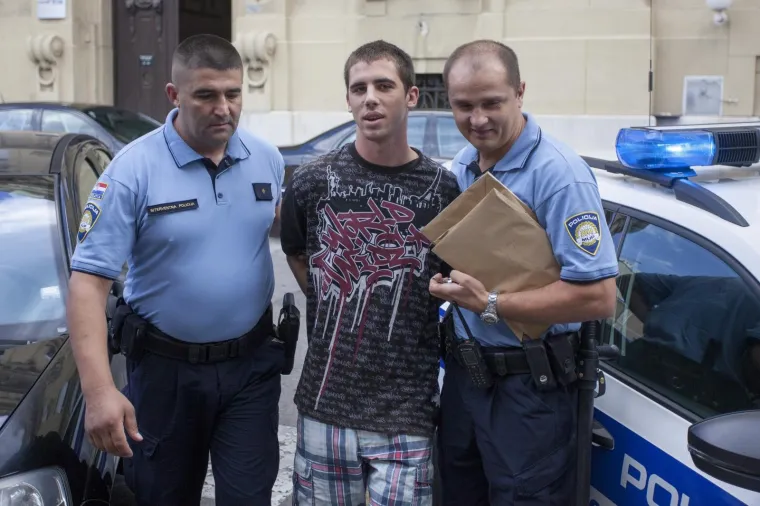 Sva lica 'psiha iz Dramlja': Svoje žrtve je be&scaron;ćutno izbo nožem