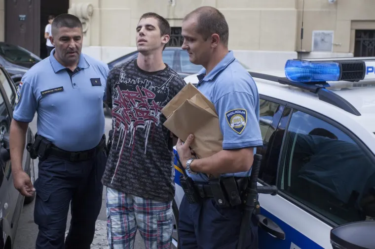 Sva lica 'psiha iz Dramlja': Svoje žrtve je be&scaron;ćutno izbo nožem