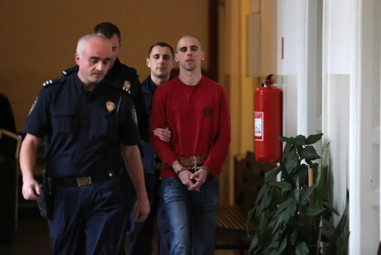 Sva lica 'psiha iz Dramlja': Svoje žrtve je be&scaron;ćutno izbo nožem