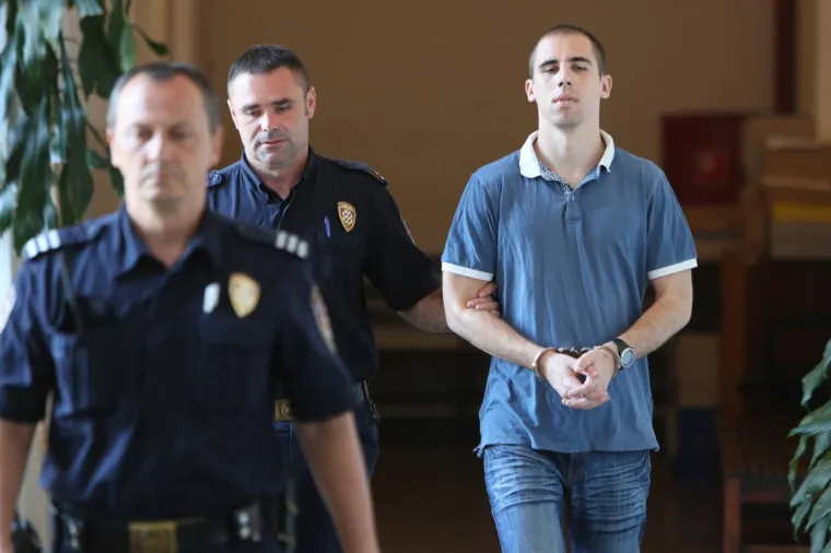 Sva lica 'psiha iz Dramlja': Svoje žrtve je be&scaron;ćutno izbo nožem