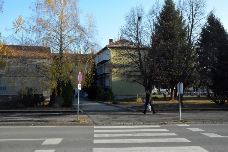 Ovo je &scaron;kola u Okučanima u kojoj se dogodila stra&scaron;na tragedija