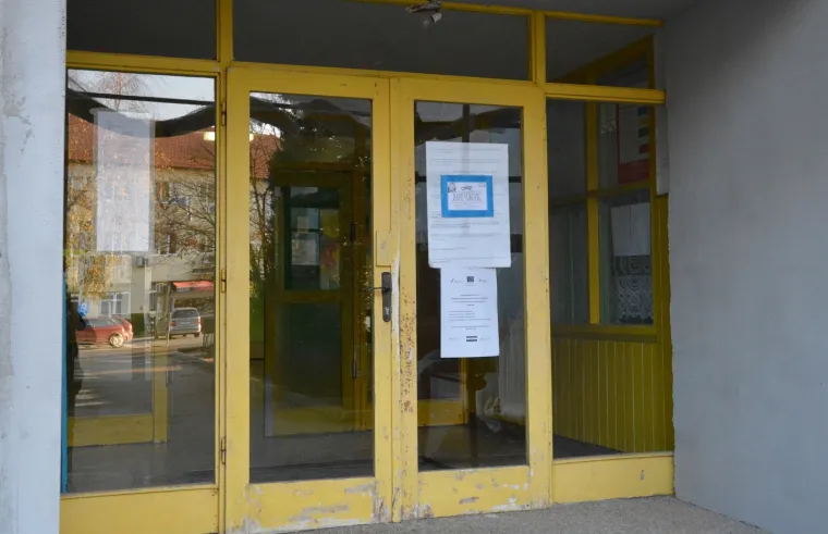 Ovo je &scaron;kola u Okučanima u kojoj se dogodila stra&scaron;na tragedija