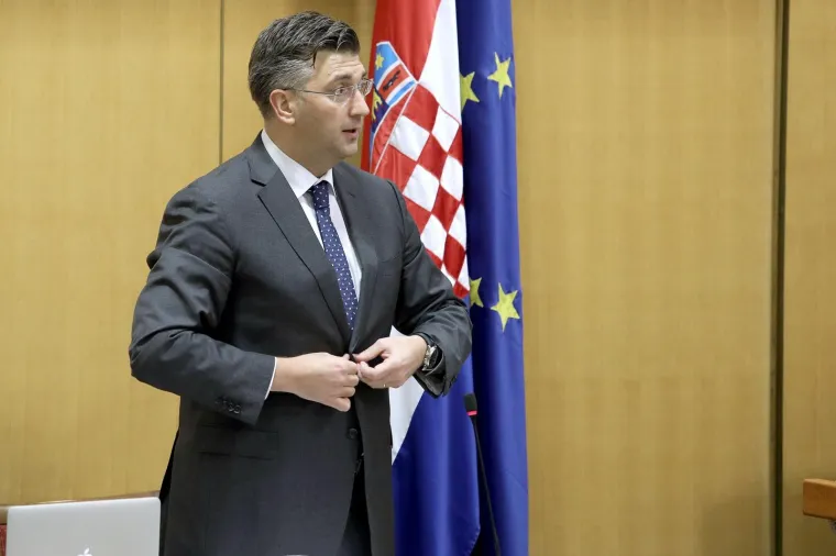 Tko se bolje 'utegnuo': Predsjednica s liposukcijskom dijetom ili premijer koji je promijenio navike?