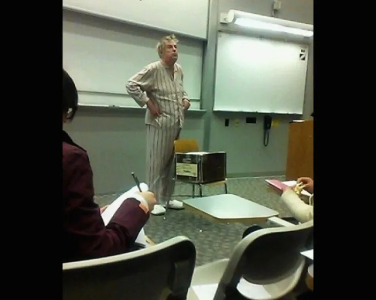 I profesorima je nekad rano.