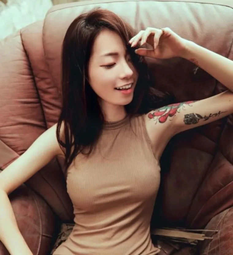 DA SU BEĆARAC, BILE BI KAŽNJIVE: Oj vi sna&scaron;e tananoga struka, čim vas vidim trese mi se ruka