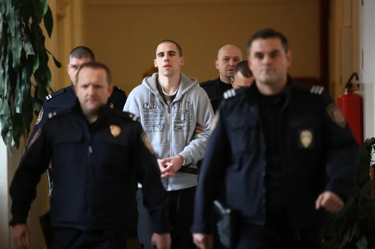 Hladnokrvni ubojica mirno je ušetao u sudnicu, a onda saznao da će godinama biti u ćeliji