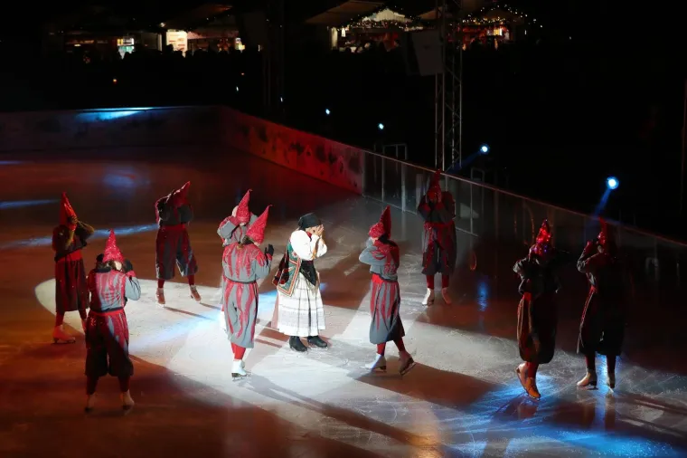 Otvoren Advent u Zagrebu: Pogledajte bajkovite prizore s Tomislavca