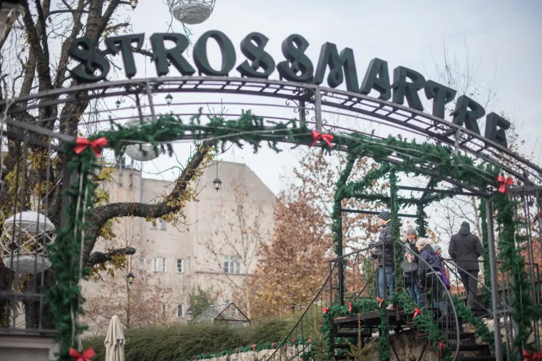 Gužve već prvi dan: Pogledajte &scaron;to ove godine možete vidjeti, jesti i piti na zagrebačkom Adventu