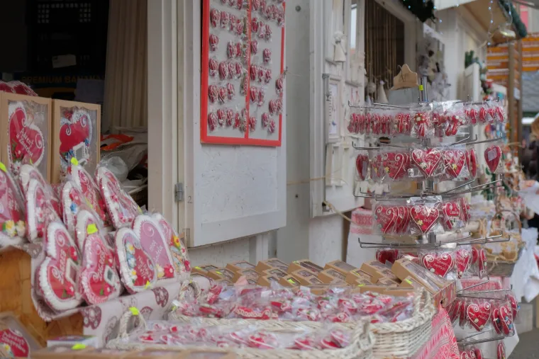 Gužve već prvi dan: Pogledajte &scaron;to ove godine možete vidjeti, jesti i piti na zagrebačkom Adventu