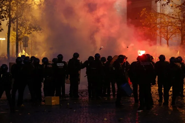 OVI LJUDI NE KUKAJU U BIRTIJI I NA FEJSU: Francuzima digli cijene goriva i životnih troškova, evo kako je to prošlo
