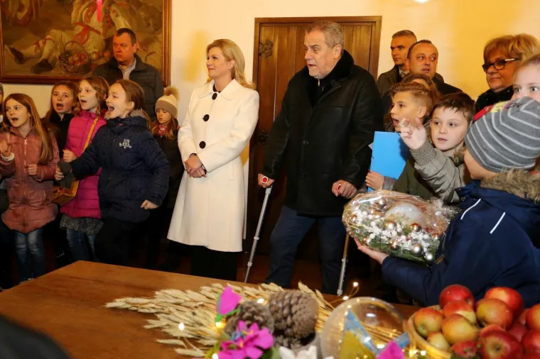 Predsjednica otvorila vrata Pantovčaka građanima za vrijeme Adventa