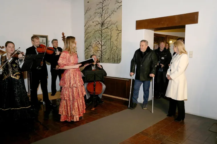 Predsjednica otvorila vrata Pantovčaka građanima za vrijeme Adventa