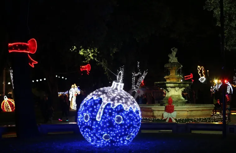 ADVENT U SPLITU JE PREDIVAN: Građani odu&scaron;evljeni manifestacijom Zimski akvarel, ukrasi su neodoljivi