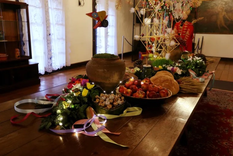 Predsjednica Kolinda Grabar-Kitarović i gradonačelnik Milan Bandić otvorili Advent na Prekrižju