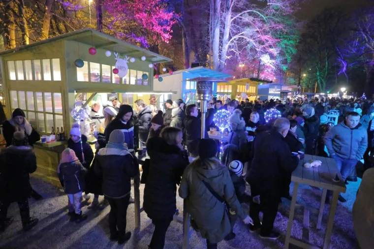 Svečano otvoren Advent na zagrebačkom Maksimiru