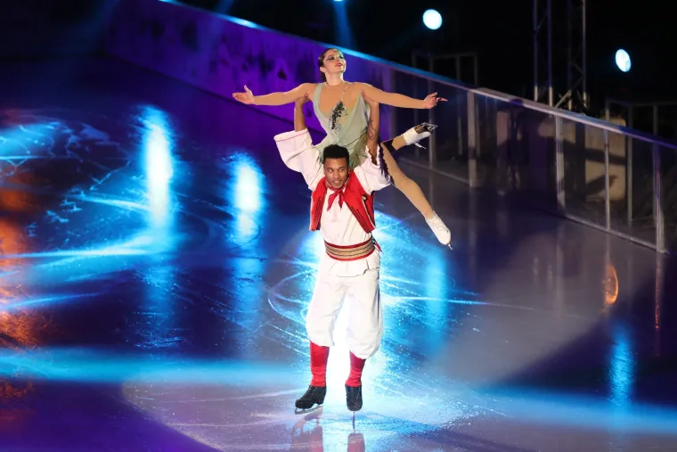 Počeo je Advent, u Zagrebu tisuće posjetitelja uživalo na otvorenju