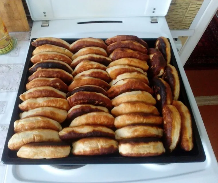 Djetinjstvo ne bi bilo isto bez baka: nasmijte se ovim 'biserima' koji dokazuju da su bake zakon