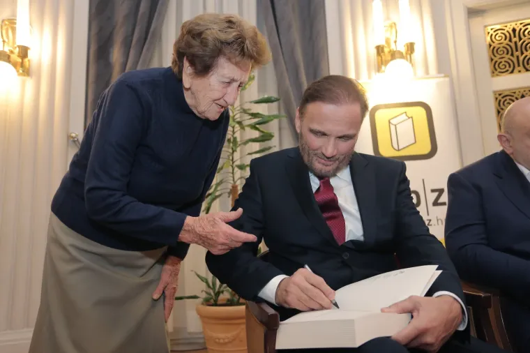 U Zagrebu je predstavljena knjiga odvjetnika Ante Nobila 03.12.2018., Zagreb - U Novinarskom domu predstavljena je knjiga odvjetnika Ante 'Obrana hrvatskog kontraobavještajca Josipa Perkovića na njemačkom sudu.  Foto galerija: Tomislav Miletić/PIXSELL