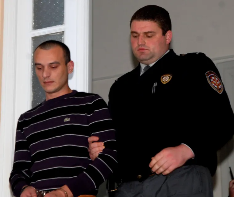 Samir Bajrić iz Velike Kladu&scaron;e dobio je 37 godina zatvora zbog toga &scaron;to je kao 22-godi&scaron;njak silovao, ubio i pokrao svoju stanodavku na Vi&scaron;kovu 2008.