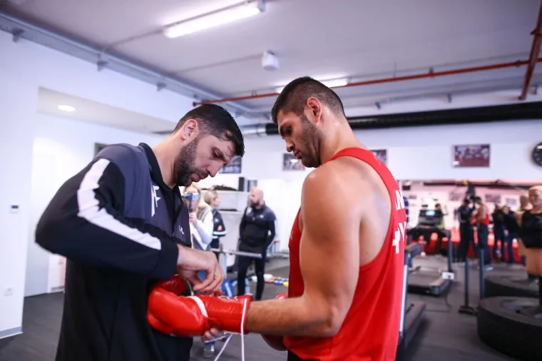 Novi spektakl pred domaćim navijačima: Hrgović odradio otvoreni trening uoči obrane naslova