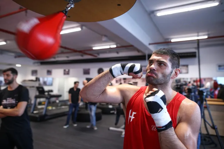 Novi spektakl pred domaćim navijačima: Hrgović odradio otvoreni trening uoči obrane naslova